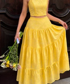 Conjunto Top y Falda Bordada