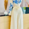 Jumpsuit Blanco con Detalles Azules