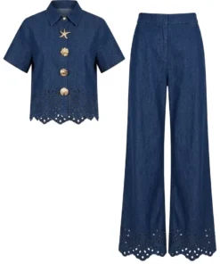 Conjunto Jeans pantalon y Blusa con detalles dorados